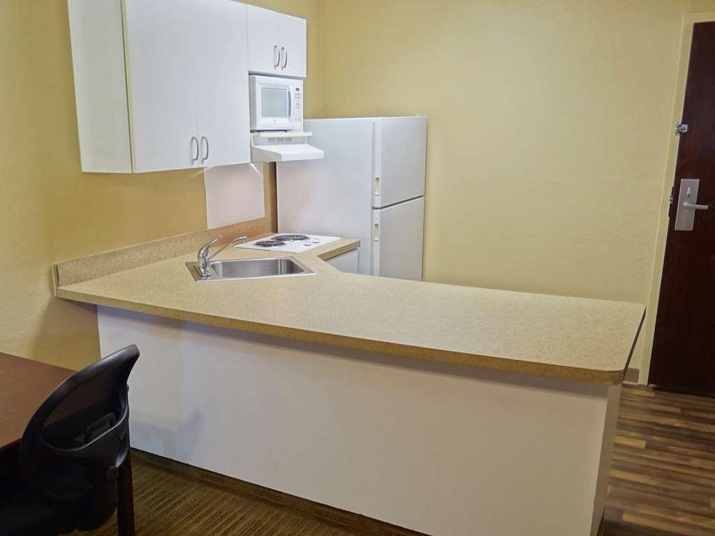 Extended Stay America Select Suites - Detroit - Roseville Pokój zdjęcie