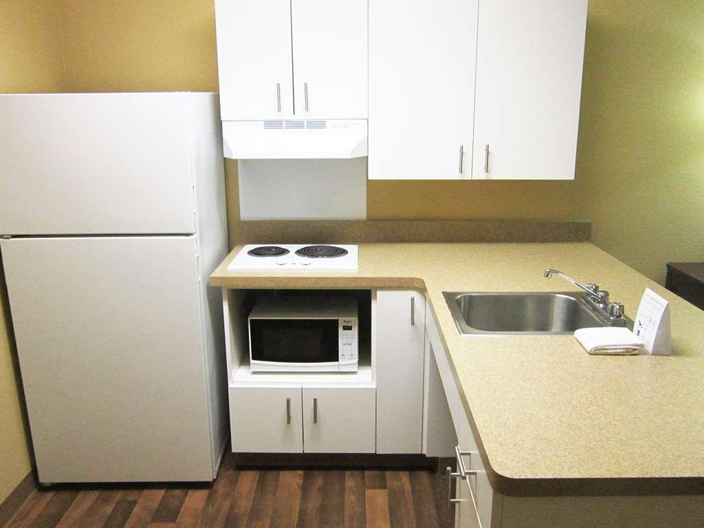Extended Stay America Select Suites - Detroit - Roseville Pokój zdjęcie