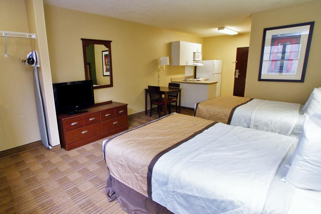 Extended Stay America Select Suites - Detroit - Roseville Zewnętrze zdjęcie